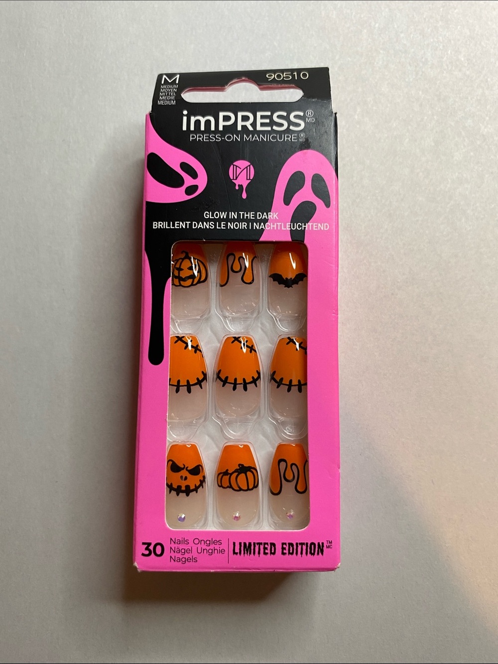 KISS imPRESS Halloween Coffin Shape Creepy Crawly Medium Length Press-On Nails